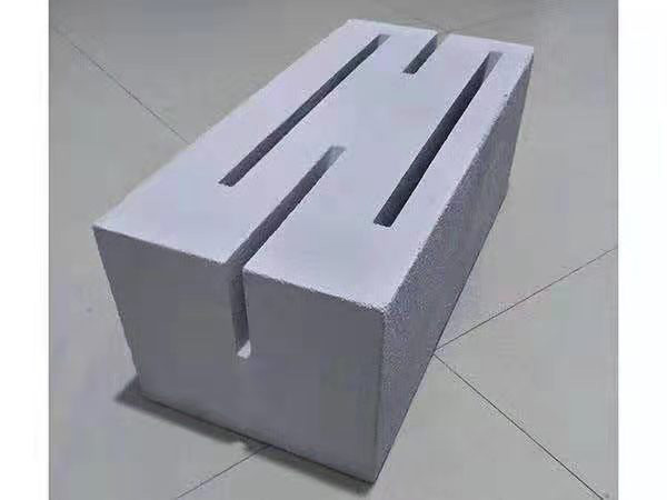 复合自保温加气块