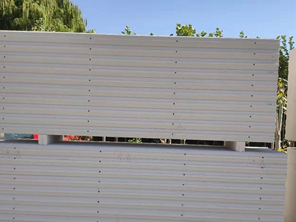 ALC石英砂自保温板材