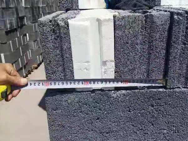 复合自保温加气块
