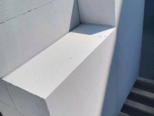 自保温砂加气砌块